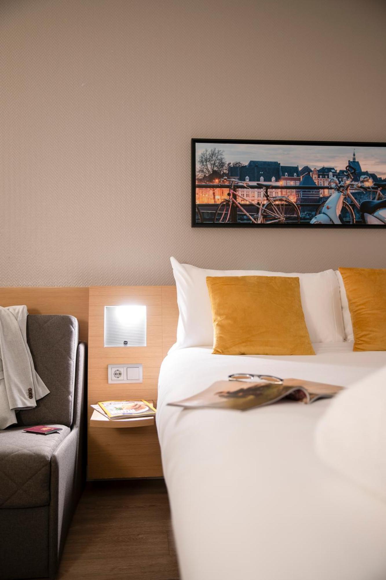 Novotel Hotel 4*